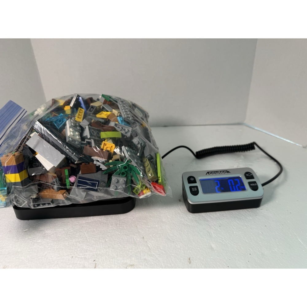 LEGO - 2 Pounds Random Bulk Lot Bricks And Pieces.  Bags Will Be Picked Randomly - Picture 4 of 9